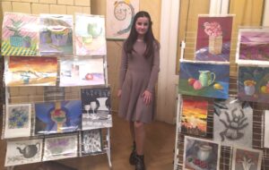 У Виноградівській районній бібліотеці для дітей стартувала творча виставка Євгенії Буй